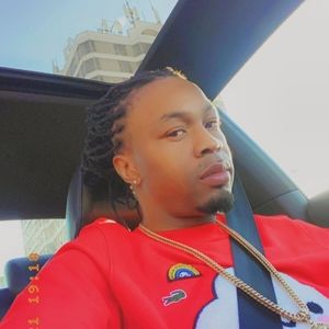 Meet your Posher, Cash